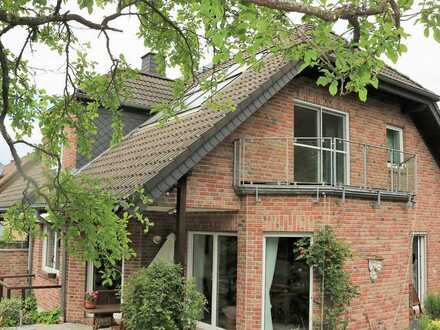 +++Rösrath-Forsbach: Traumhaftes Haus auf 180 m² Wohnfläche+++