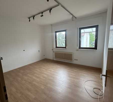Ruhige 3-Zimmer-Wohnung mit EBK in Bad Soden am Taunus
