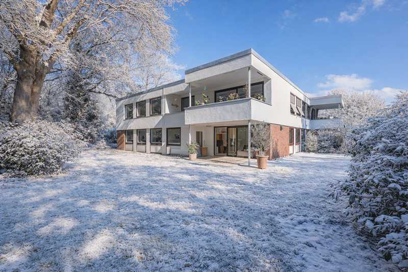 Großzügige, sonnige 4-Zimmer-Gartenwohnung in Nienstedten