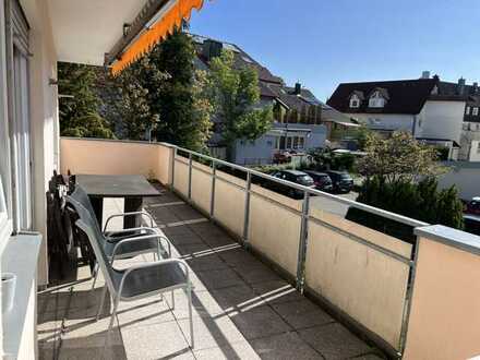 Großzuügige 4,5 Zimmer Wohnung mit großem Südbalkon in ruhiger und zentraler Lage von Schramberg-Sul