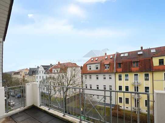 Geräumige 2-Raum-Balkonwohnung mit neuem Laminatboden