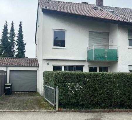 Leinfelden-Echterdingen (Stetten): Doppelhaushälfte in ruhiger Lage