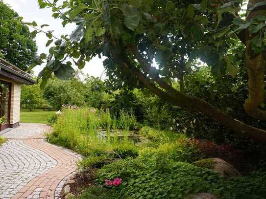 Großes Einfamilienhaus mit Gartenparadies im Wendland