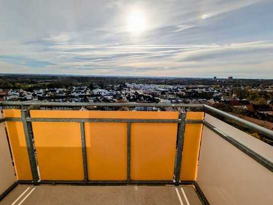 Lichtdurchflutete Wohnung: 2 Balkone und Fernblick, inkl. Stellplatz!