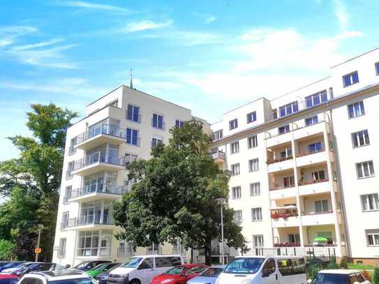 Ruhiges Wohnen in Friedrichshain: Balkonwohnung unweit vom Volkspark