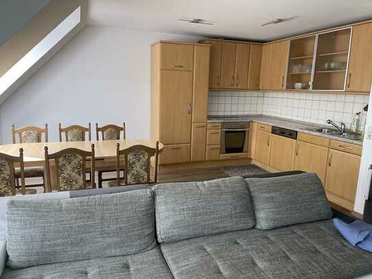 Stilvolle, gepflegte 3-Zimmer-Maisonette-Wohnung mit EBK in Ebersbach an der Fils