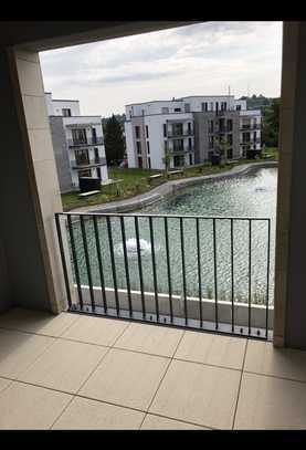 Moderne 2 Zimmer Wohnung mit Einbauküche, Garage und Balkon