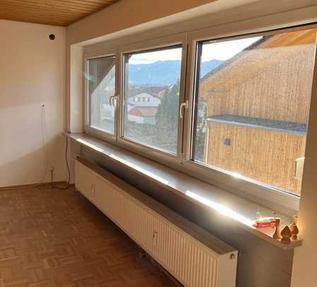 Freundliche und gepflegte 3-Zimmer-Wohnung in Raubling/Rosenheim