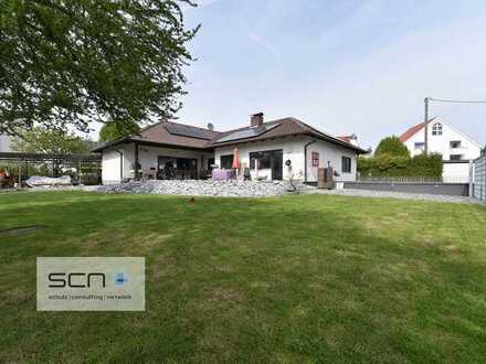 Sanierter Winkelbungalow mit Wärmepumpe, PV Anlage und Stromspeicher