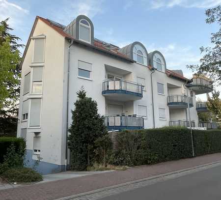 Erstbezug nach Sanierung: schöne 3-Zimmer-Maisonette-Wohnung mit Terrasse