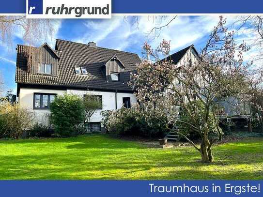 traumhaftes Einfamilienhaus mit parkähnlichem Grundstück!!!