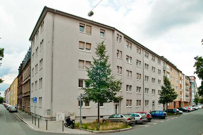                                                               Neu renovierte, gem&uuml;tliche 2-Zimmer-Wohnung ab sofort frei                                                       in Glockenhof (Nürnberg)