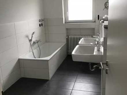 Wunderschöne 3,5-Zimmer-Wohnung mit Balkon im beliebten Dietzenbach-Hexenberg für max. 3 Personen