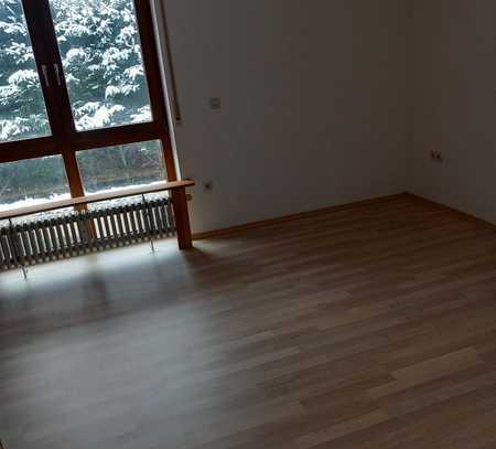 Ansprechende 2-Zimmer-Terrassenwohnung mit EBK in Bad Wildbad