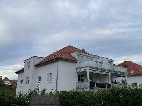 Stilvolle, neuwertige 3-Zimmer-Wohnung mit Balkon und Einbauküche in Fußgönheim