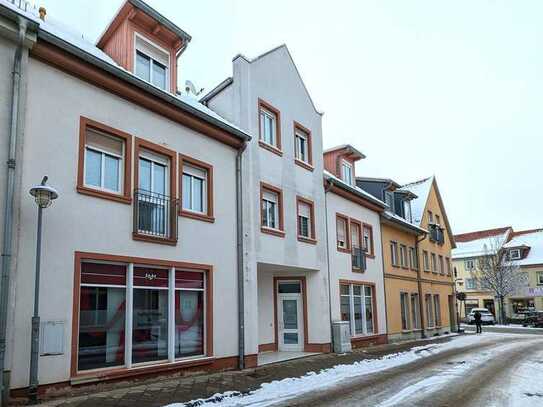 Kleine Ladeneinheit in einem Wohn- / Geschäftshaus im Zentrum von Sömmerda