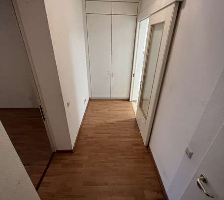 Helle schöne Wohnung