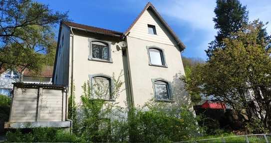 Freistehendes Mehrfamilienhaus mit Sanierungsbedarf auf 2671m² Grundstück in Schalksmühle- Klagebach