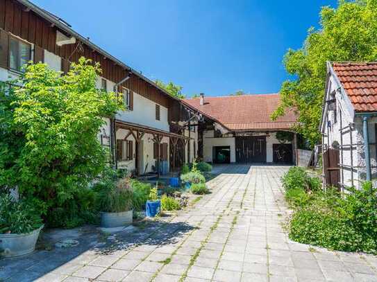 Idyllischer großzügiger Pferdehof/Bauernhof mit 33000m² Fläche am Stadtrand/Stadtgebiet Erding