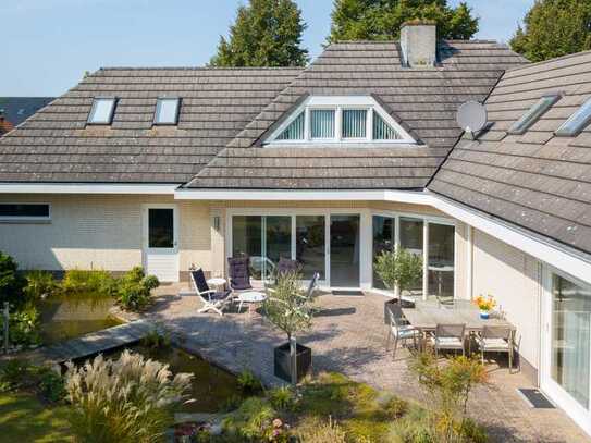 ***Elten; Bungalow mit integrierter Garage***