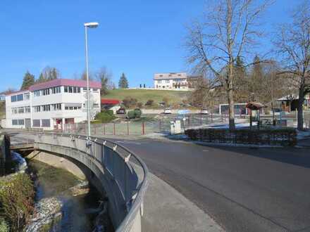 Wohnbaufläche und bebaute Industrie- und Gewerbefläche, ehemalige Strickwarenfabrik