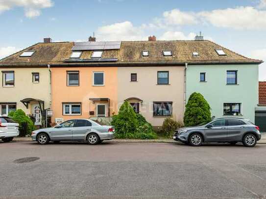 Familienfreundliches 5-Zimmer-Reihenhaus mit Wintergarten und großem Garten in Damaschkestraße