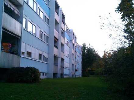 Provisionsfrei - 3,5-Zimmer-EG-Wohnung mit Balkon in Bietigheim-Bissingen Stadtteil Buch