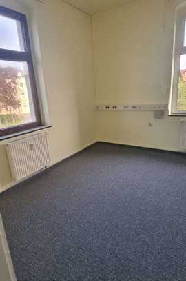 Neu renoviert! Büro-/Praxisfläche 1.OG im Bahnhof Kamenz zu vermieten