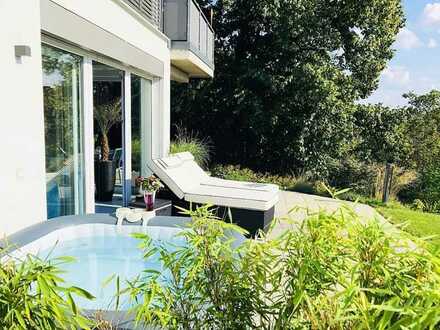 Den Sommer im eigenen Garten- Ihr Wohntraum wird in dieser luxuriösen 5 Zimmerwohnung wahr!