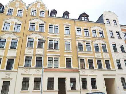 Freundliche 2-Raum-Wohnung mit Balkon in einem liebevoll kernsanierten Gründerzeithaus im Luthervier