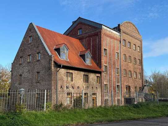 seltene Gelegenheit: ca. 416 m² Büro-/Praxisräume in historischer Wassermühle zu vermieten