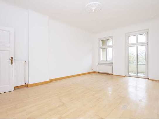 +Provisionsfrei+ Lichtdurchfluteter Altbau mit Südbalkon !