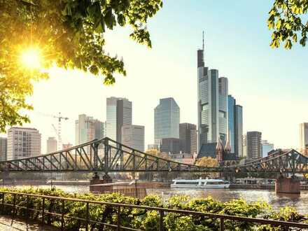 Maßgeschneidert: Penthouse-Wohnung mit 2 Dachterrassen und Skyline-Blick