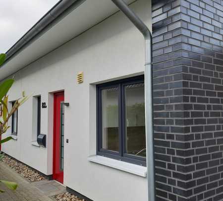 Hochwertiges Reihenendhaus mit Einbauküche und ausgebautem Spitzboden