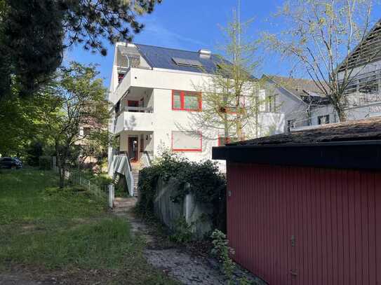 Exklusive renovierte 3-Zimmer-Wohnung mit großem Außenbereich, Hobbyraum & Waschküche