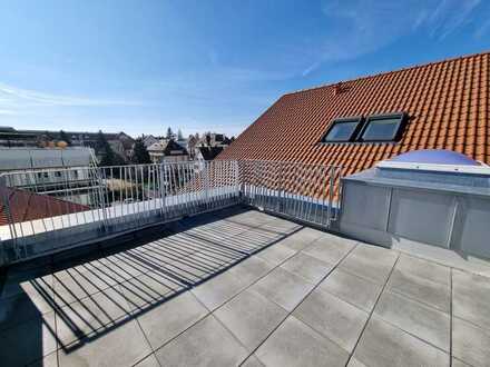 Neubauwohnung mit gehobener Ausstattung und riesiger Dachterrasse