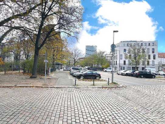 Tolle Lage - nette 2-Zimmer - gut geschnitten - Balkon!