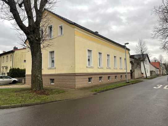 Großes Mehrfamilienhaus im schönen Pechau/Magdeburg