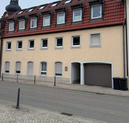 5 Zimmer Wohnung (Baujahr 2016) gegenüber vom Schloss.