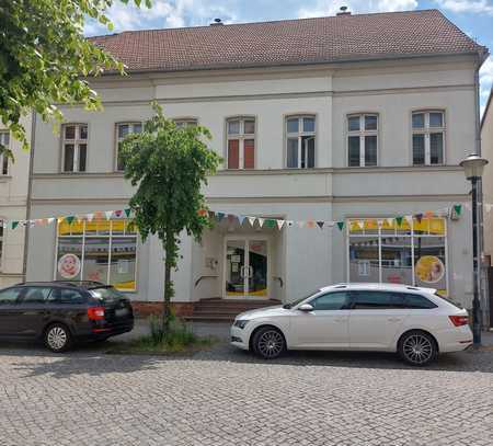 Attraktives denkmalgeschütztes Wohn- und Geschäftshaus im Zentrum von Jüterbog