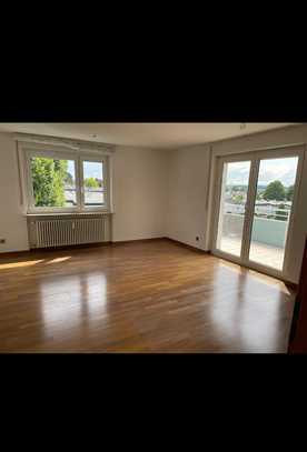 Helle 3-Zimmer-Wohnung mit Balkon und Einbauküche in Bietigheim- Bissingen