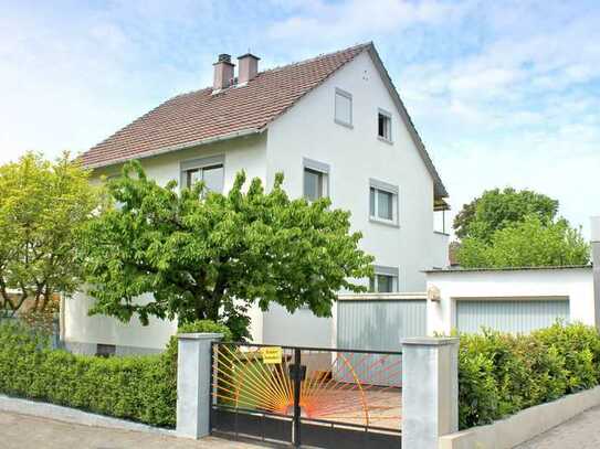 1-Familienhaus mit blühender Umgebung in Seeheim * 130 m² + ausgebautes Dach