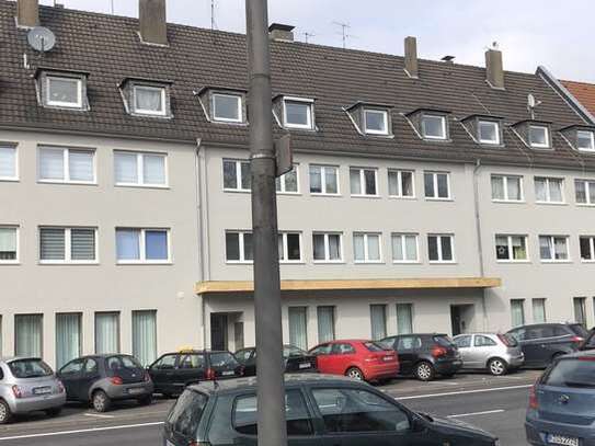 Kernsanierte 3-Zimmer-Wohnung in Köln Holweide