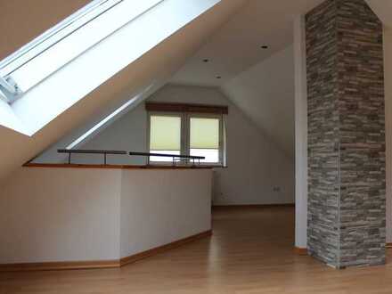 Freundliches und gepflegtes 8-Zimmer-Einfamilienhaus in Aschaffenburg