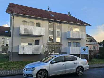 schöne 126 qm DG Wohnung in Reichelsheim/Wetterau, 3 Zi.
Preis 1.200 € Kaltmiete incl Stellplatz.