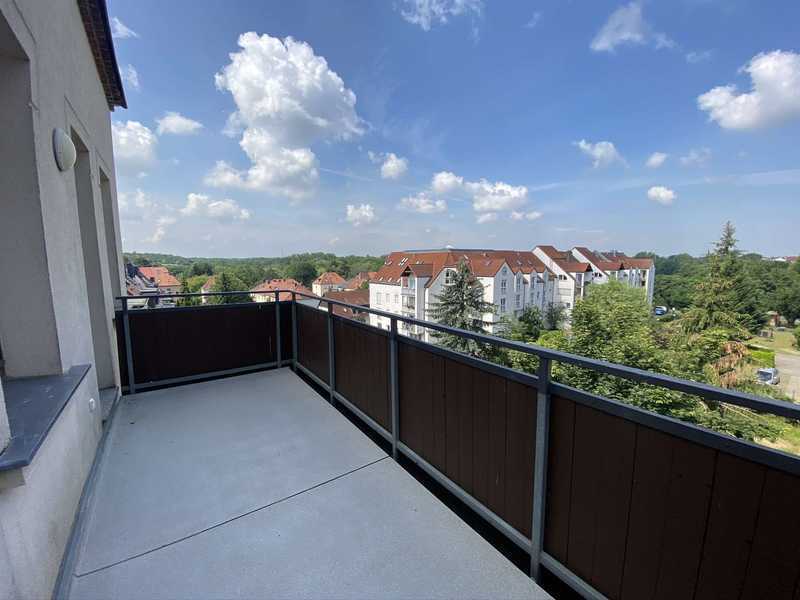 ** INVESTIEREN IN BESTLAGE ** MODERNE 2-RWG ** BLICK INS GRÜNE, TAGESLICHTBAD & DUSCHE ** WE 16 **