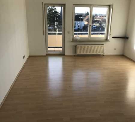 2-Zimmerwohnung mit Balkon und Küche