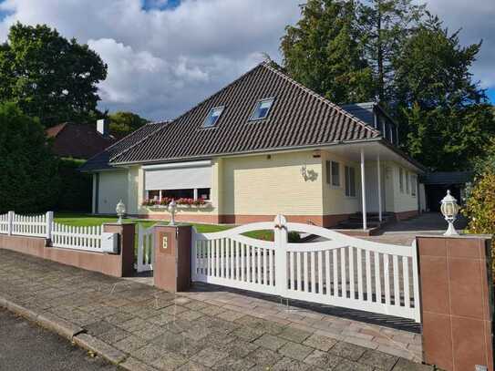 Wunderschönes Einfamilienhaus/ auch für Mehrgenerationen in Lübeck St. Gertrud