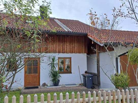 Haus mit bester Aussicht- vermietete DHH mit Bergblick in Hohenpeißenberg