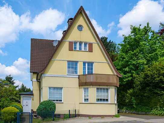 Charmantes Einfamilienhaus mit Villencharakter in Bielefeld Brackwede